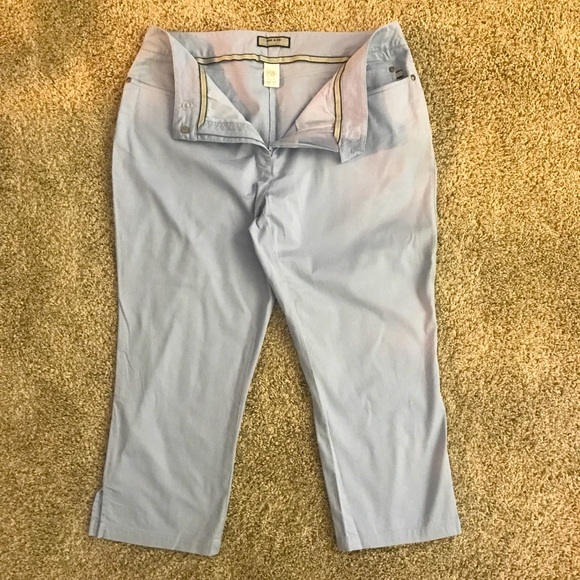 EUC Item & Co Light Blue Cotton Capri Pants, Size 12. Very cute! - Picture 7 of 9